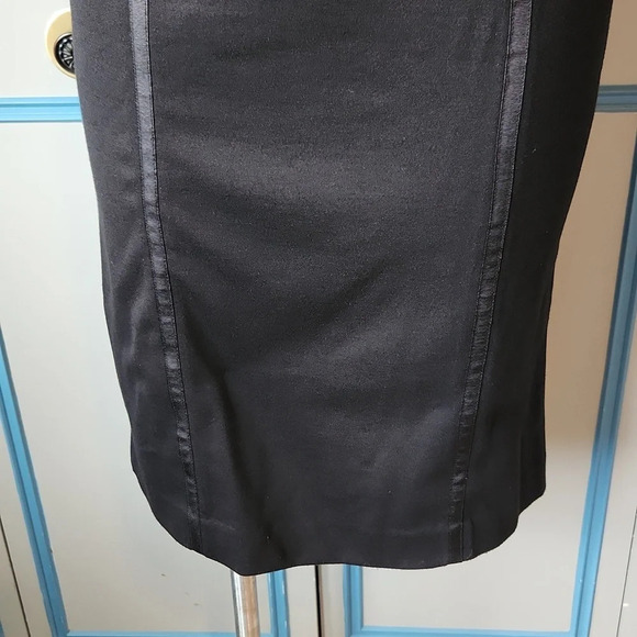 Dana Buchman Red & Black Sleeveless Dress - Picture 5 of 13